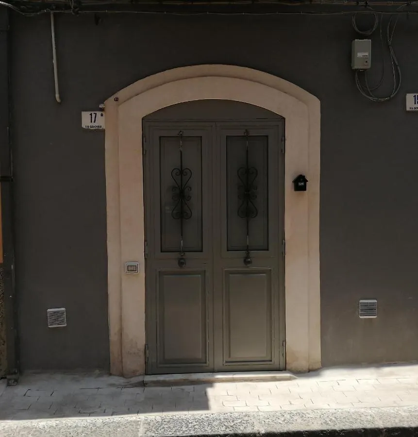 Holiday home Dimora Genovesi Villa Catania